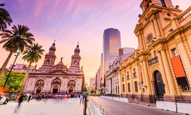 Santiago Civic Center, the heart of the city.