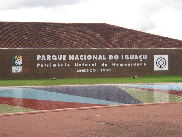 Transfers to Iguazu falls Park national Park Brazil